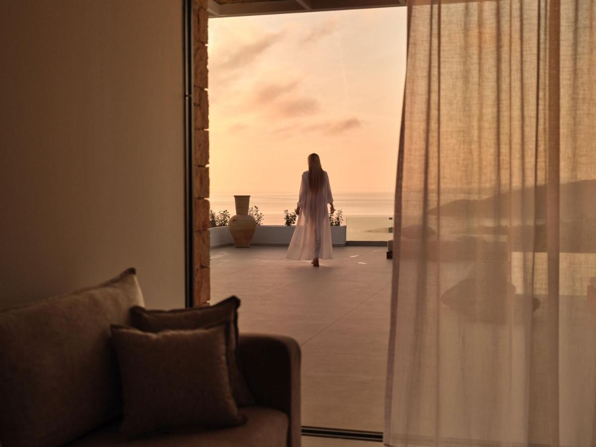The Sall Suites Complex A - Iconic Sea Views, By Zantewize 아기오스니콜라우스 외부 사진