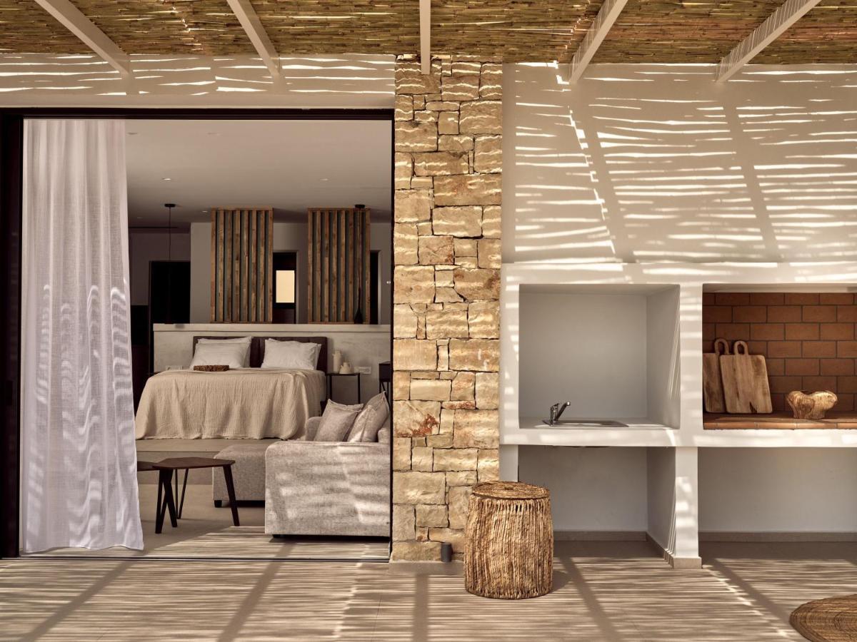 The Sall Suites Complex A - Iconic Sea Views, By Zantewize 아기오스니콜라우스 외부 사진