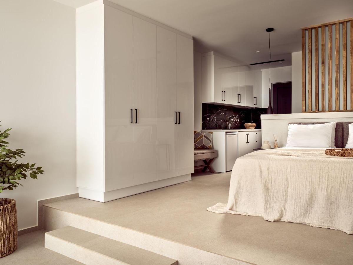 The Sall Suites Complex A - Iconic Sea Views, By Zantewize 아기오스니콜라우스 외부 사진